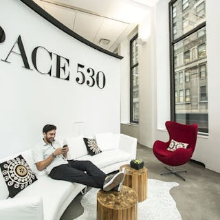 W space530 lounge01