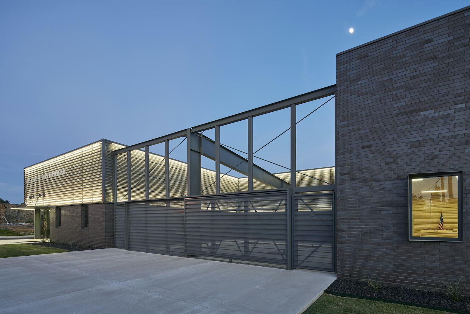 Green Forest City Hall + Police Department — Modus Studio