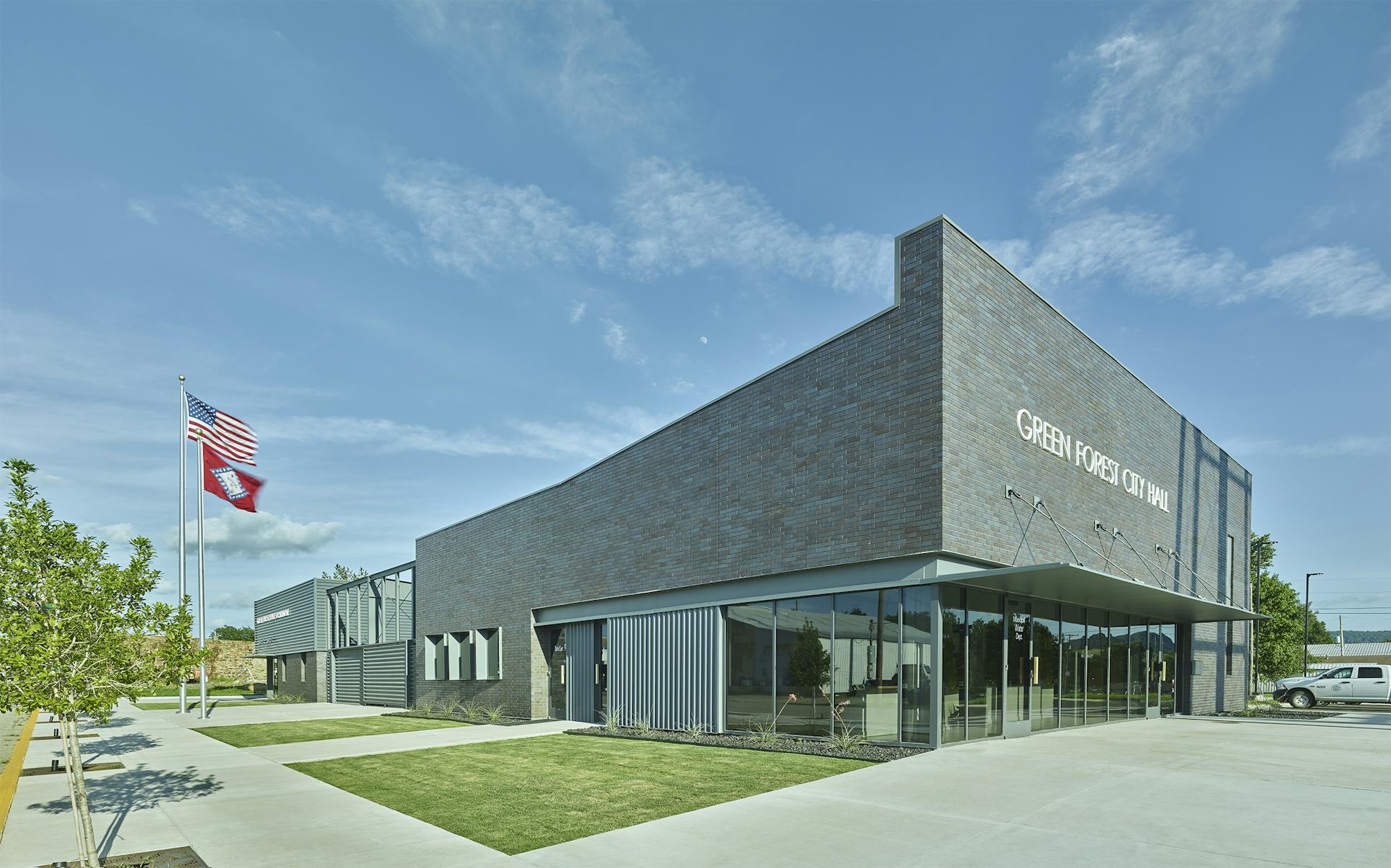 Green Forest City Hall + Police Department — Modus Studio