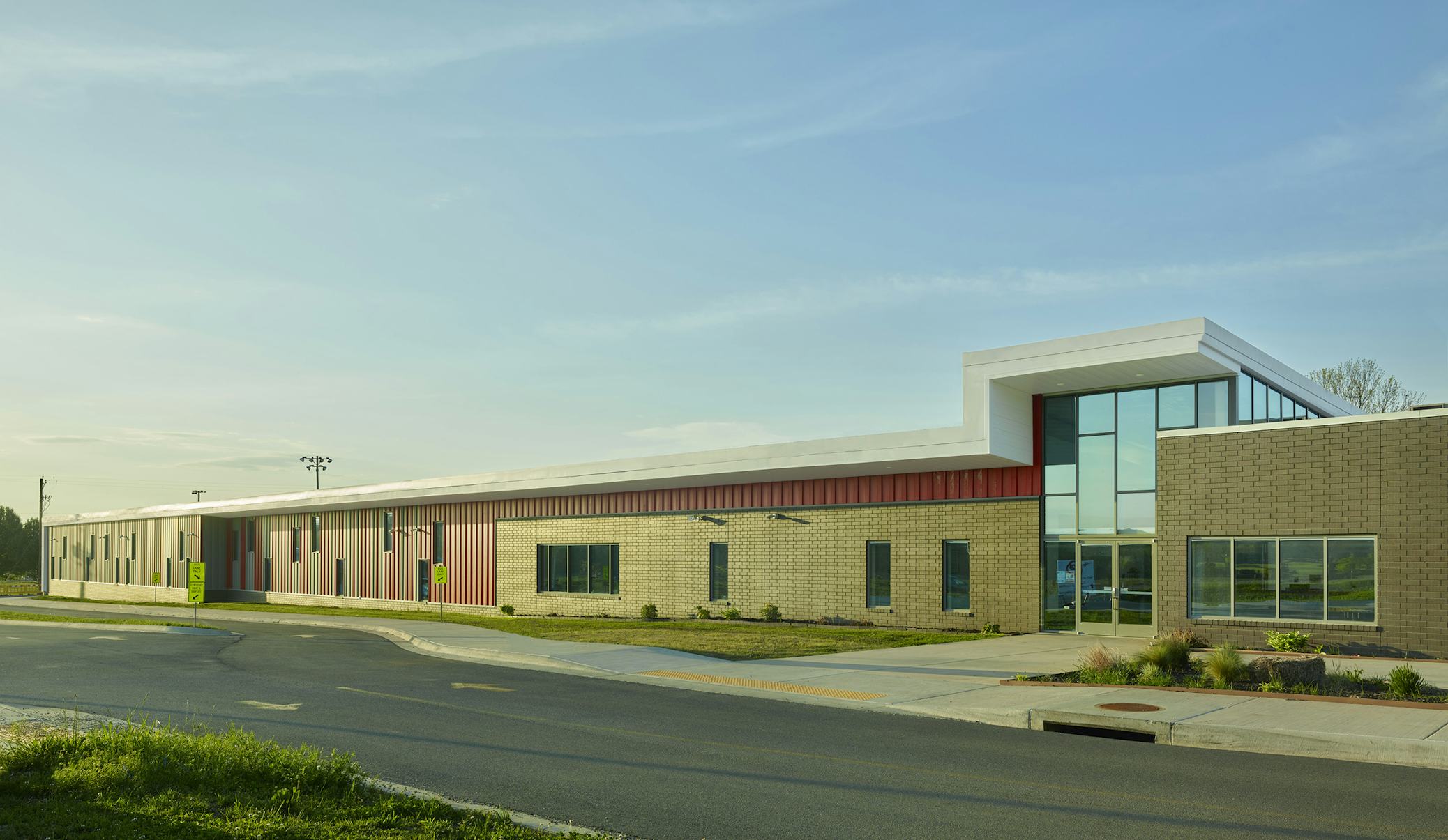 Flippin Elementary School — Modus Studio