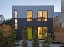 Builtform construction steelhouse1 2 house backyard steel modern